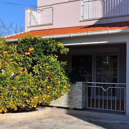 Apartment Near Kolovare In Arbanasi